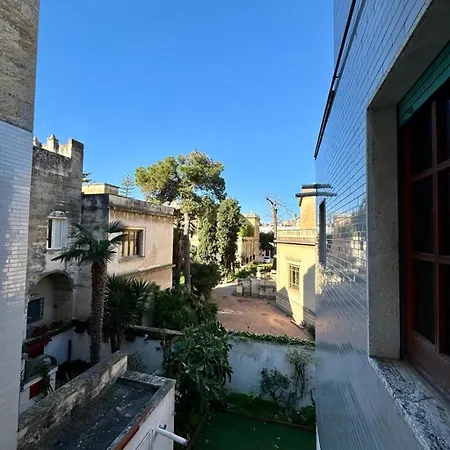 4bhouse-appartamenti Liberty In Centro A Лечче