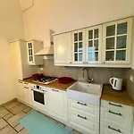 4bhouse-appartamenti Liberty In Centro A * Лечче