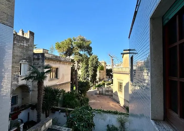 4bhouse-appartamenti Liberty In Centro A * 莱切
